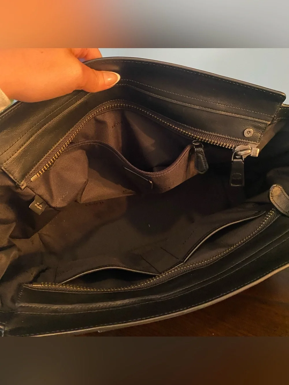 Coach Swagger 27 Black Leather Interior Satchel with Logo Patch - Picture 5 of 7